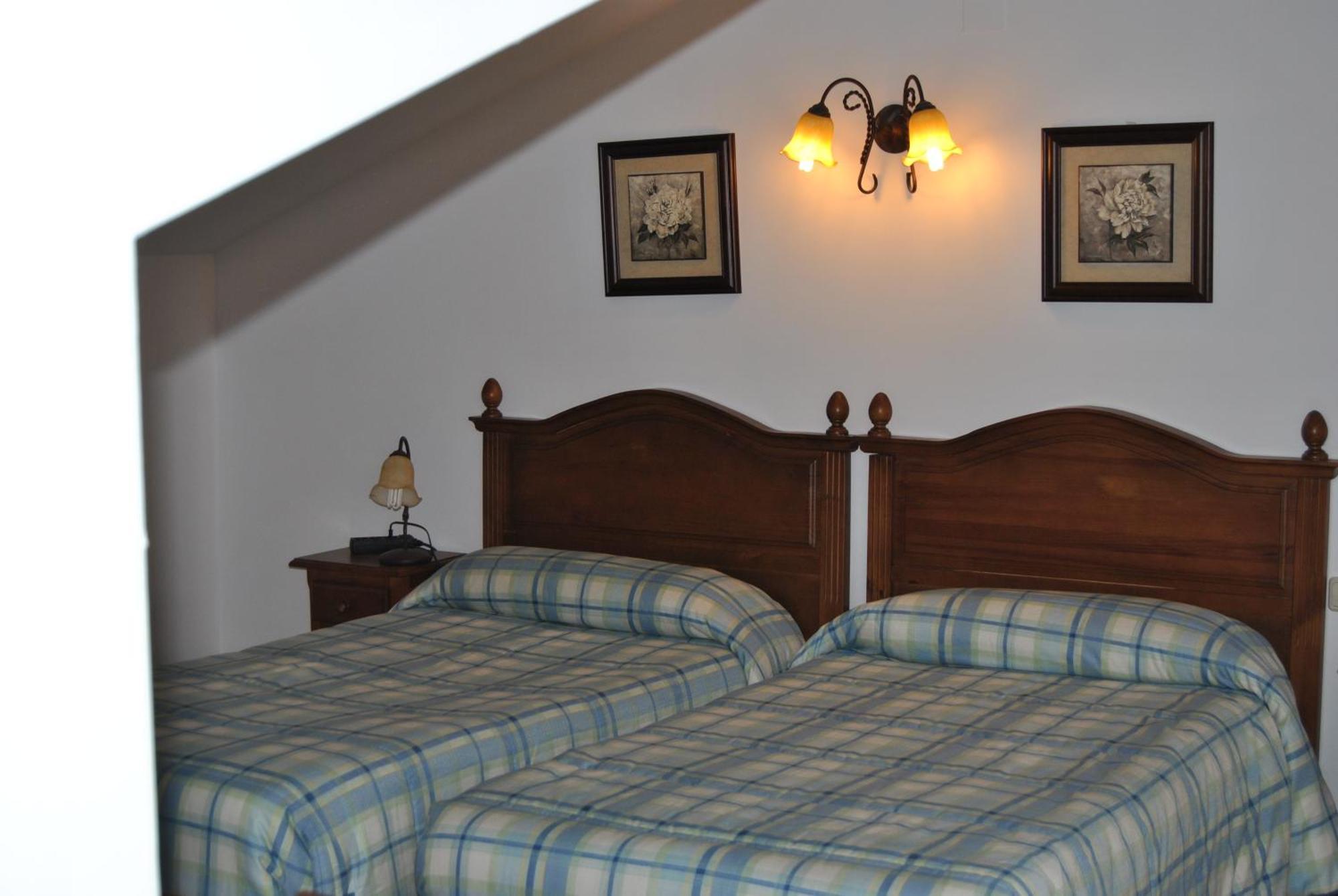 Hostal Rural Amador Puente de Vadillos Værelse billede